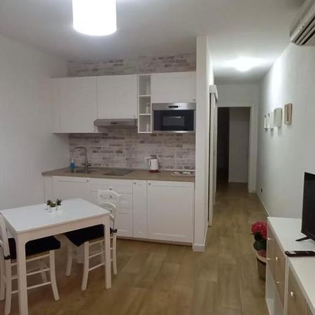 Villanova Apartment Кальярі Екстер'єр фото