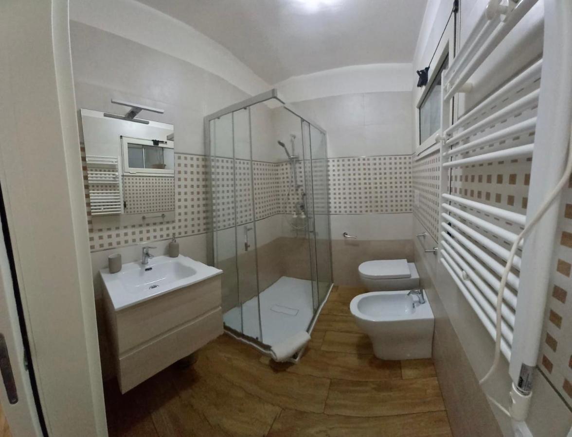 Villanova Apartment Кальярі Екстер'єр фото